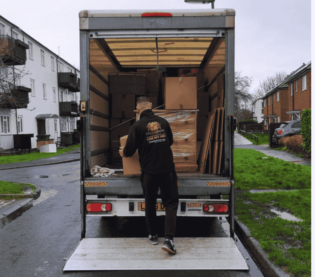 Expert-Furniture-Removal-Services